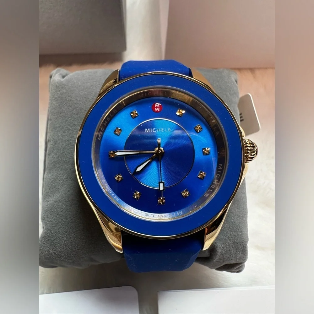 Michele sleek design
